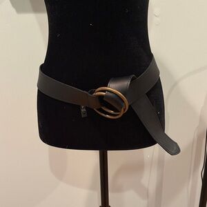 Elegant Black Leather Belt with brass Buckle